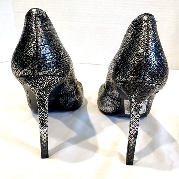 NINE WEST Tatiana Metallic Charcoal Gray 4” Dress Pumps Holiday Shoes Size 8.5 - Picture 6 of 8